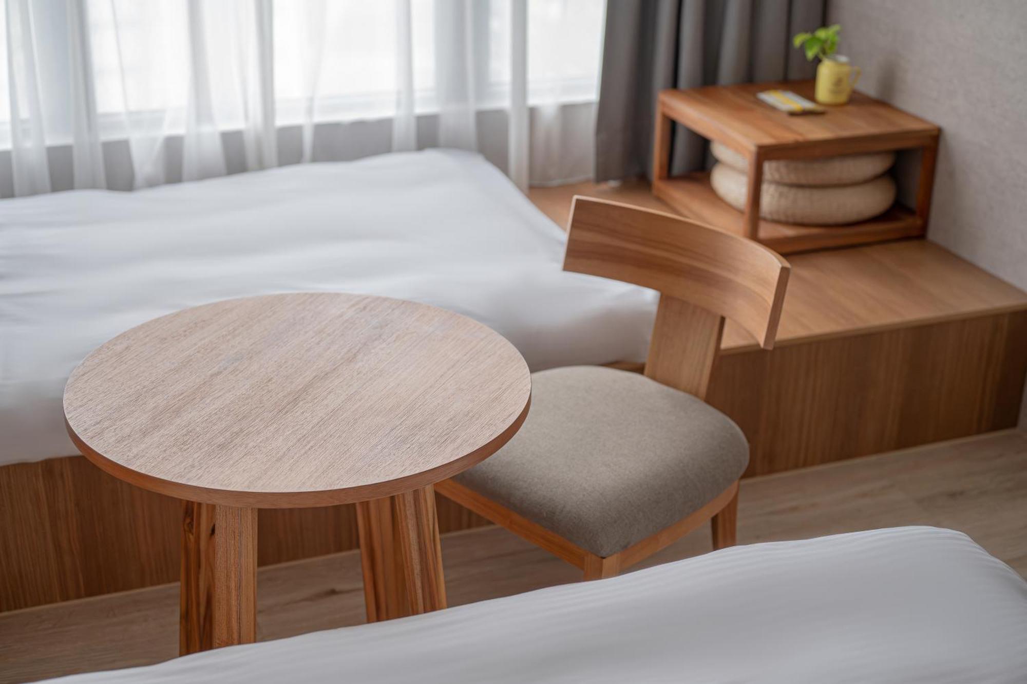 In Joy Hotel Taizhong Zewnętrze zdjęcie