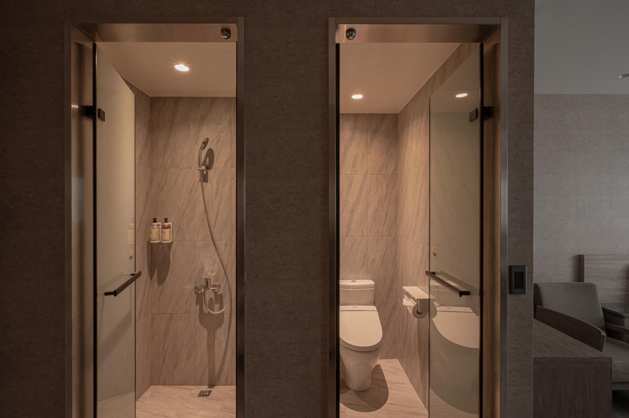 In Joy Hotel Taizhong Zewnętrze zdjęcie