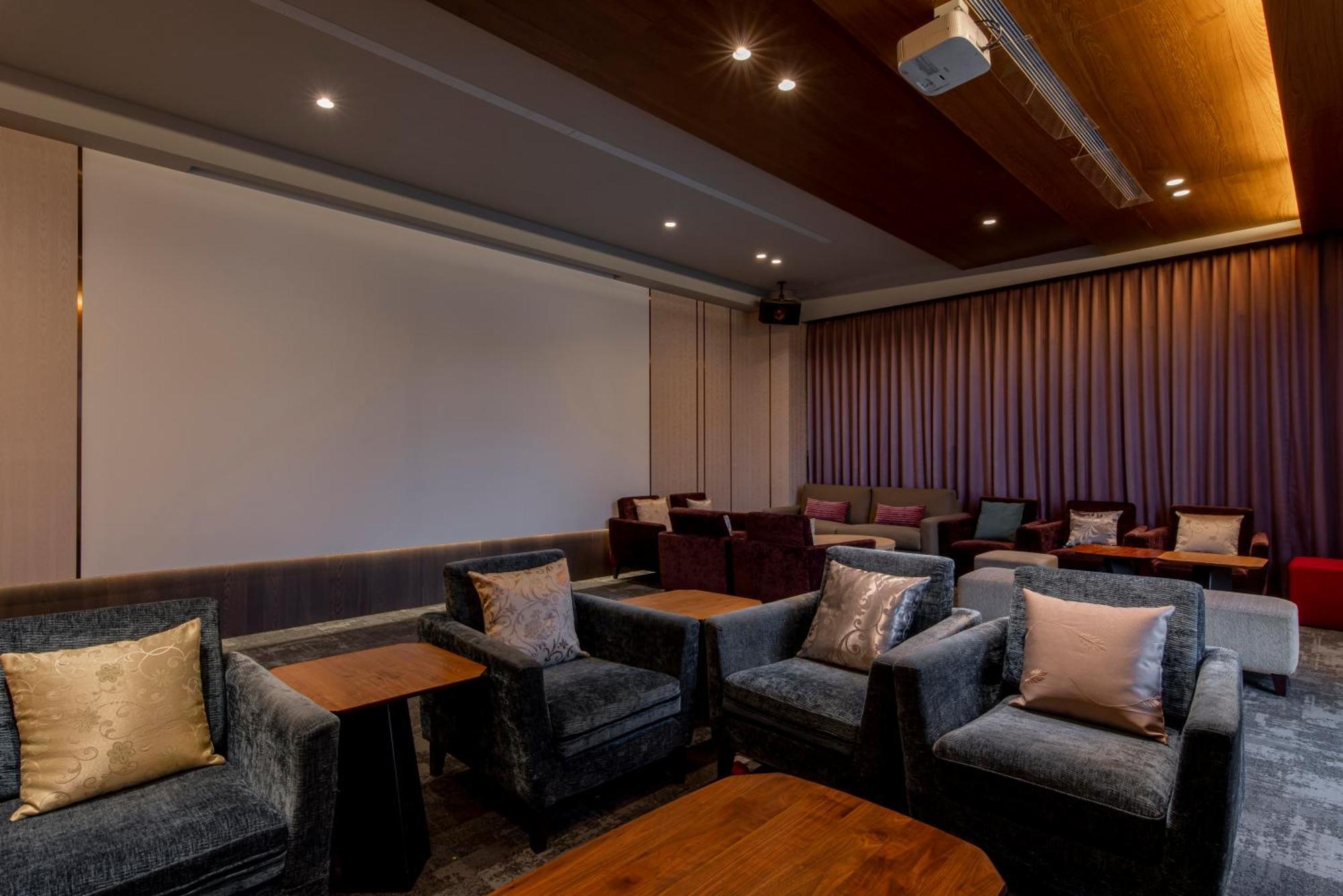 In Joy Hotel Taizhong Zewnętrze zdjęcie