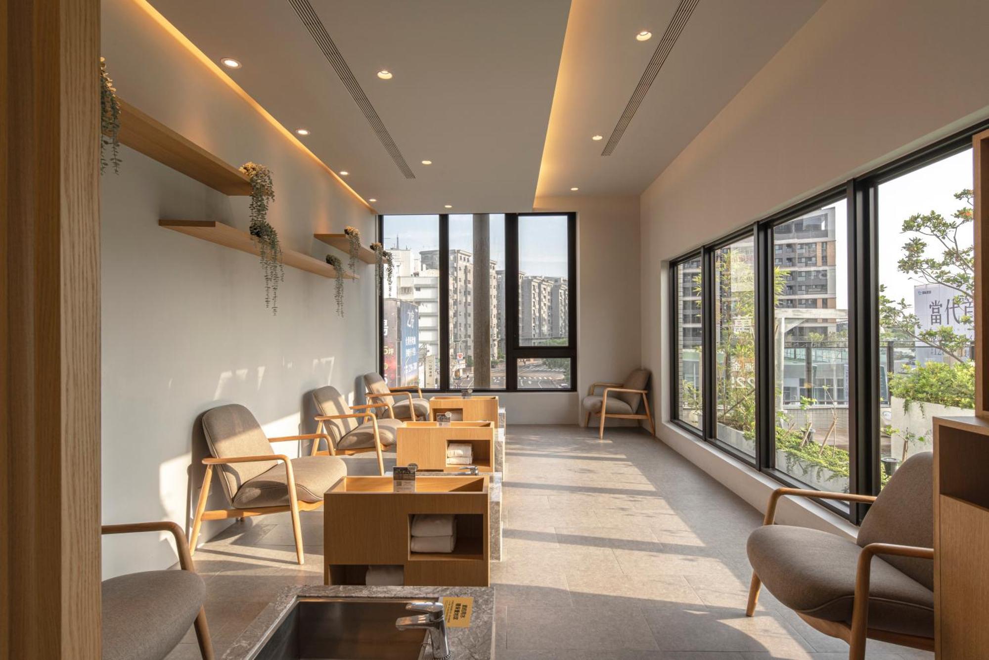 In Joy Hotel Taizhong Zewnętrze zdjęcie