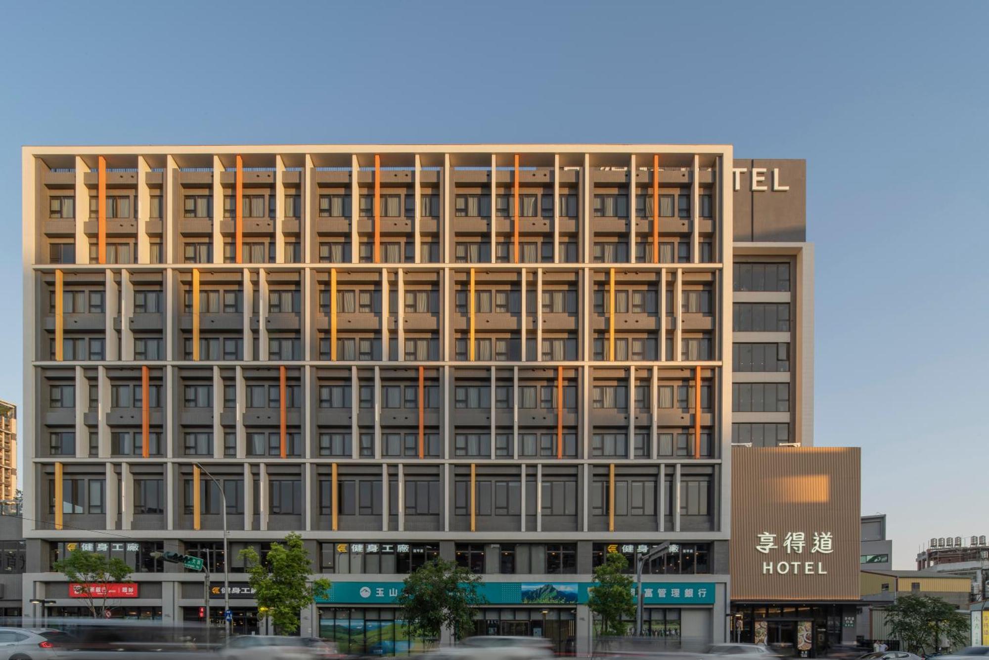 In Joy Hotel Taizhong Zewnętrze zdjęcie